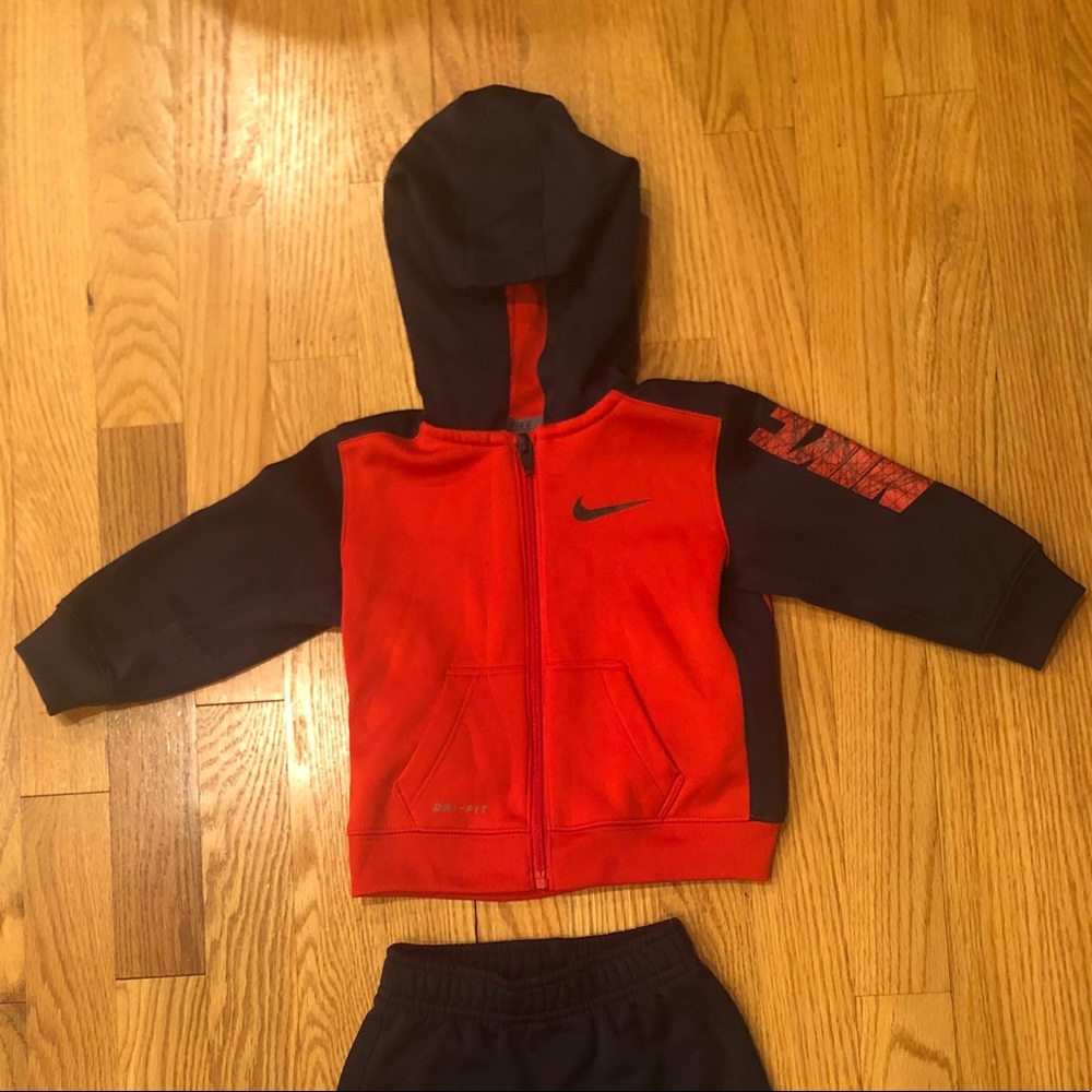 Nike Baby Boy Dri Fit 2-Piece Track Suit 12 months - Picture 3 of 9